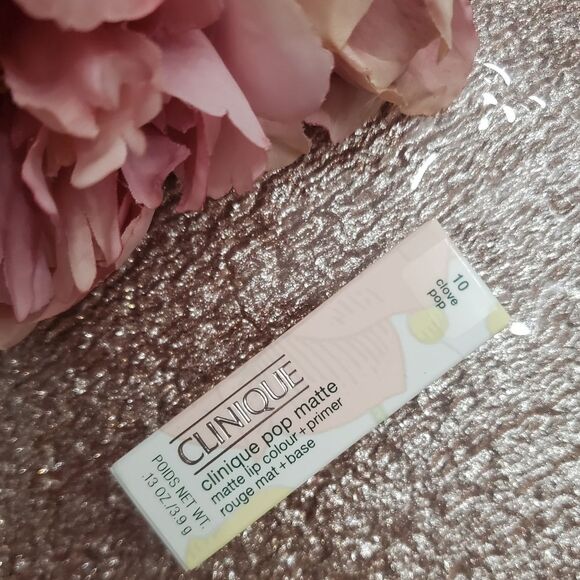 Clinique Clove Pop Matte Primer Lipstick - Picture 12 of 16